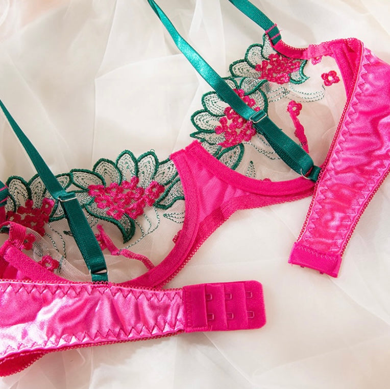Always On Your Mind Lingerie Set