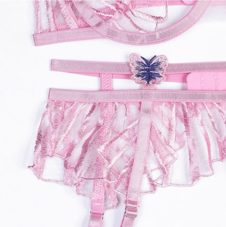 Come & Play Lingerie Set