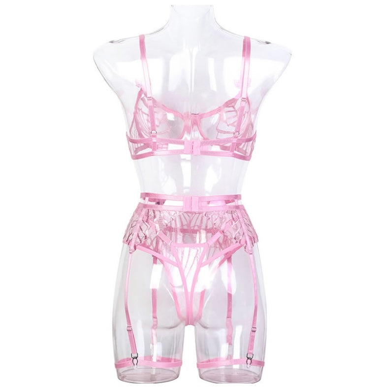 Come & Play Lingerie Set