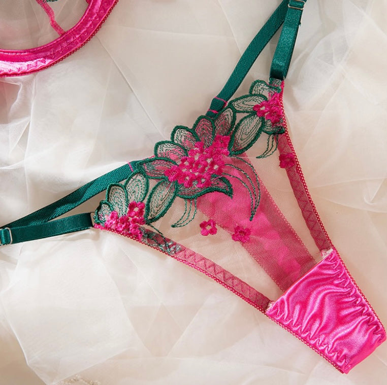 Always On Your Mind Lingerie Set